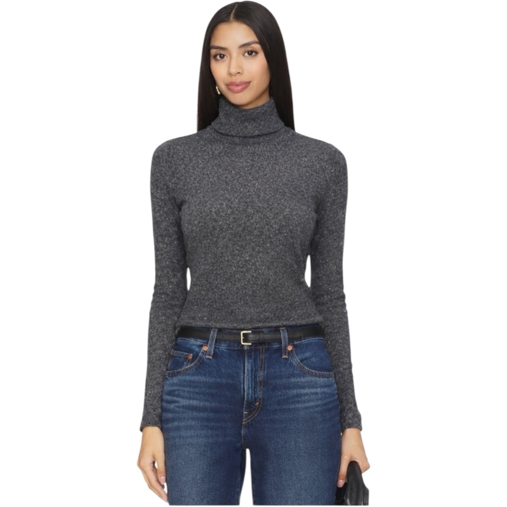 Philosophy Cashmere by Republic Gray Turtleneck Minimalist Capsule Wardrobe  📐M